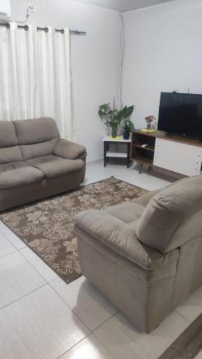 Casa aconchegante bem localizada